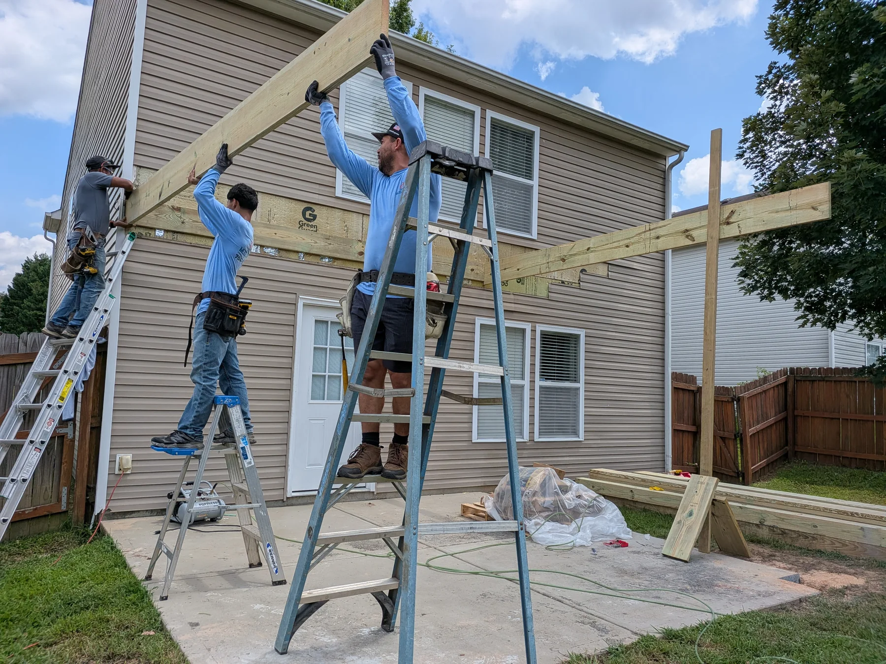 Happy Days crew completing exterior work at a North Carolina residence